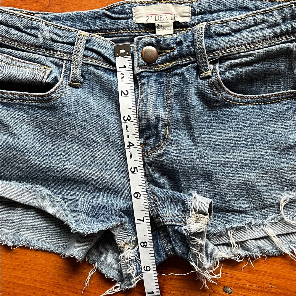 2.1 Denim Shorts - Picture 4 of 5